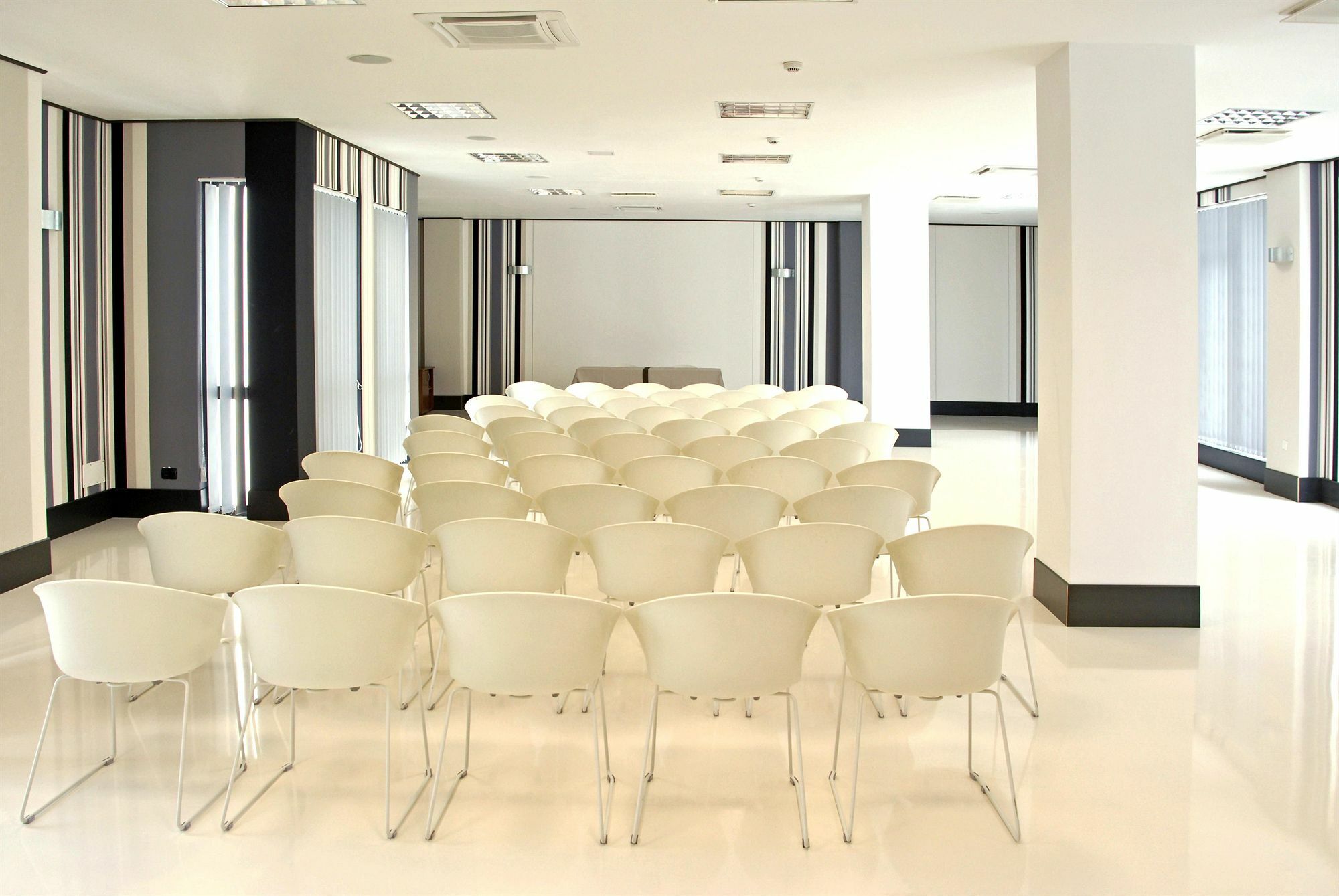 Hotel Paradis Cluj Napoca Bagian luar foto
